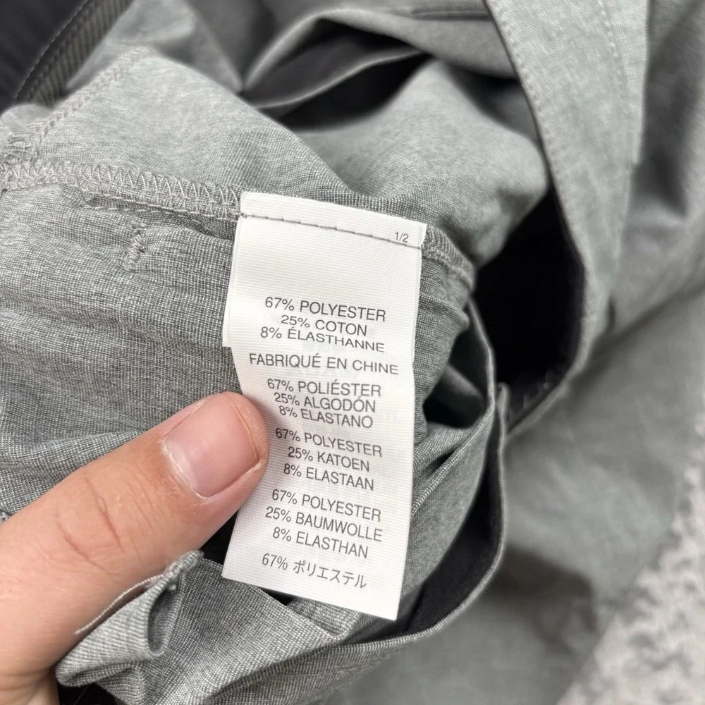 Vuori Aim Short Men's Size 30 Gray Golf Chino Performance Preppy Stretch V368